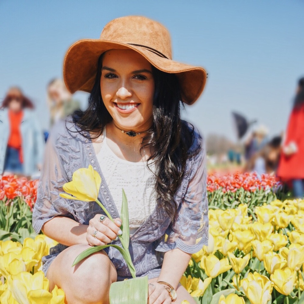 Meet your Posher, Macy